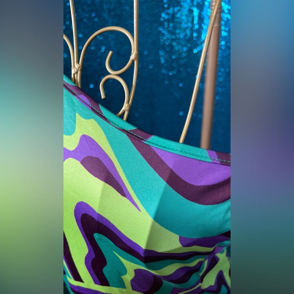 Colorful Dress - Picture 3 of 4